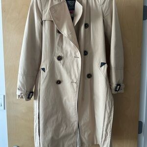 Vince Camuto Neutral Beige Double-Breasted Trench Coat